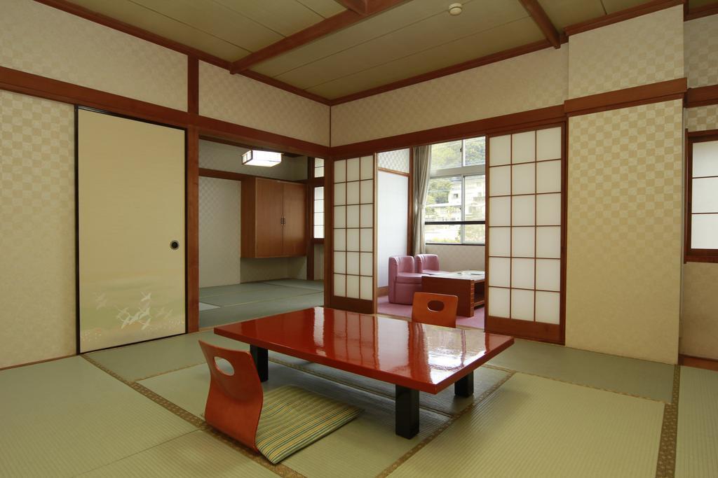 Hôtel Izunagaoka Onsen Azumaya à Izunokuni Extérieur photo